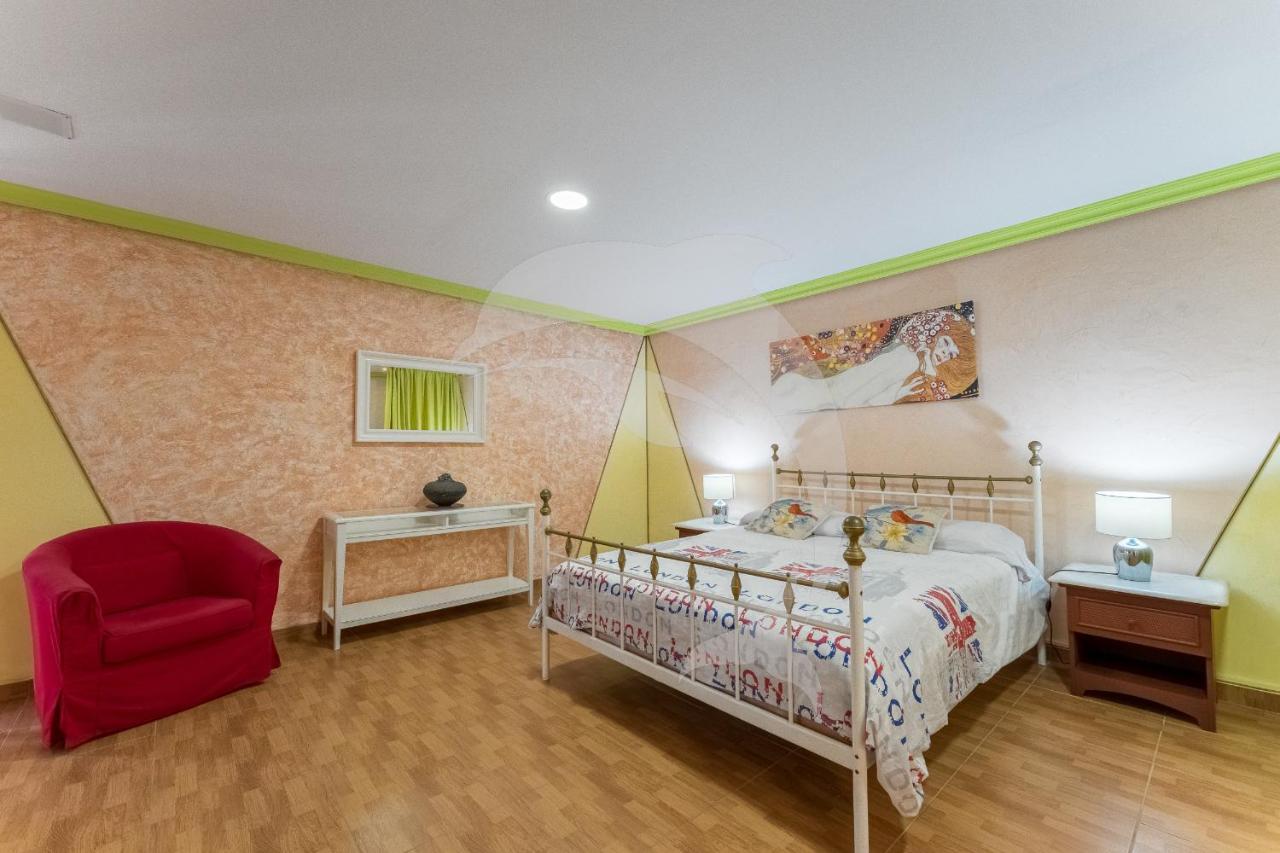 Apartamentos Los Delfines El Medano  Luaran gambar
